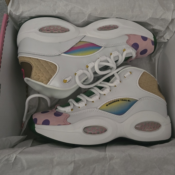 Hasbro X Reebok Women's size 9 Men's size 7.5 Mid Basketball Sneakers! - Picture 7 of 16